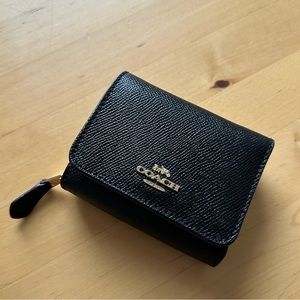 Small Trifold Wallet